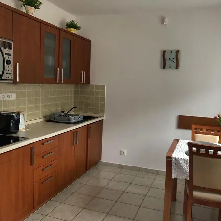 Apartman Renata 10 Ruzomberok Exterior photo