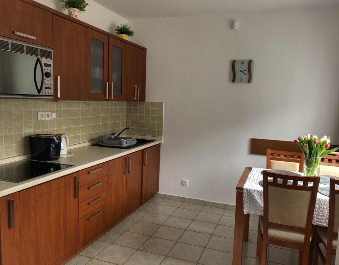 Renata 10 Apartment *
